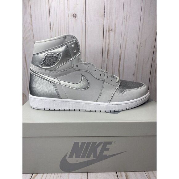 Nike Air Jordan 1 Retro High OG CO .JP Tokyo Mens Size 9 Grey Silver DC1788-029 - Picture 2 of 10
